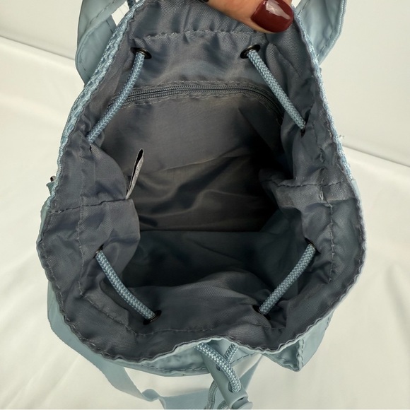 Gaiam Light Blue Convertible Bucket Bag – Adjustable Crossbody & Tote - Picture 9 of 10